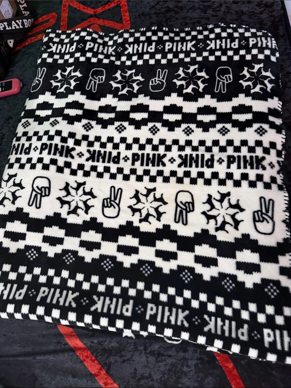 PINK Victoria's Secret Black & White Logo Pattern Fleece throw blanket